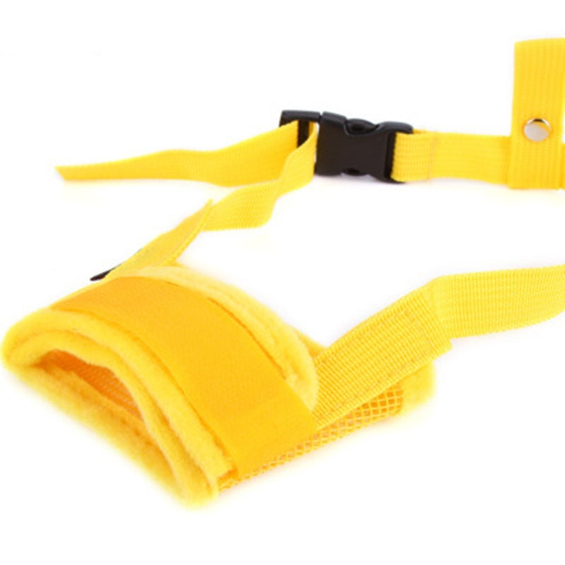 Adjustable No-Bite Mask for Pets